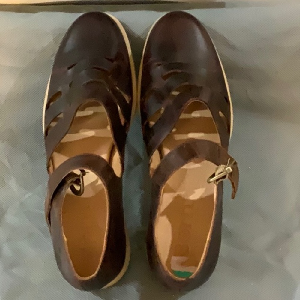 Brown leather Born Shoes